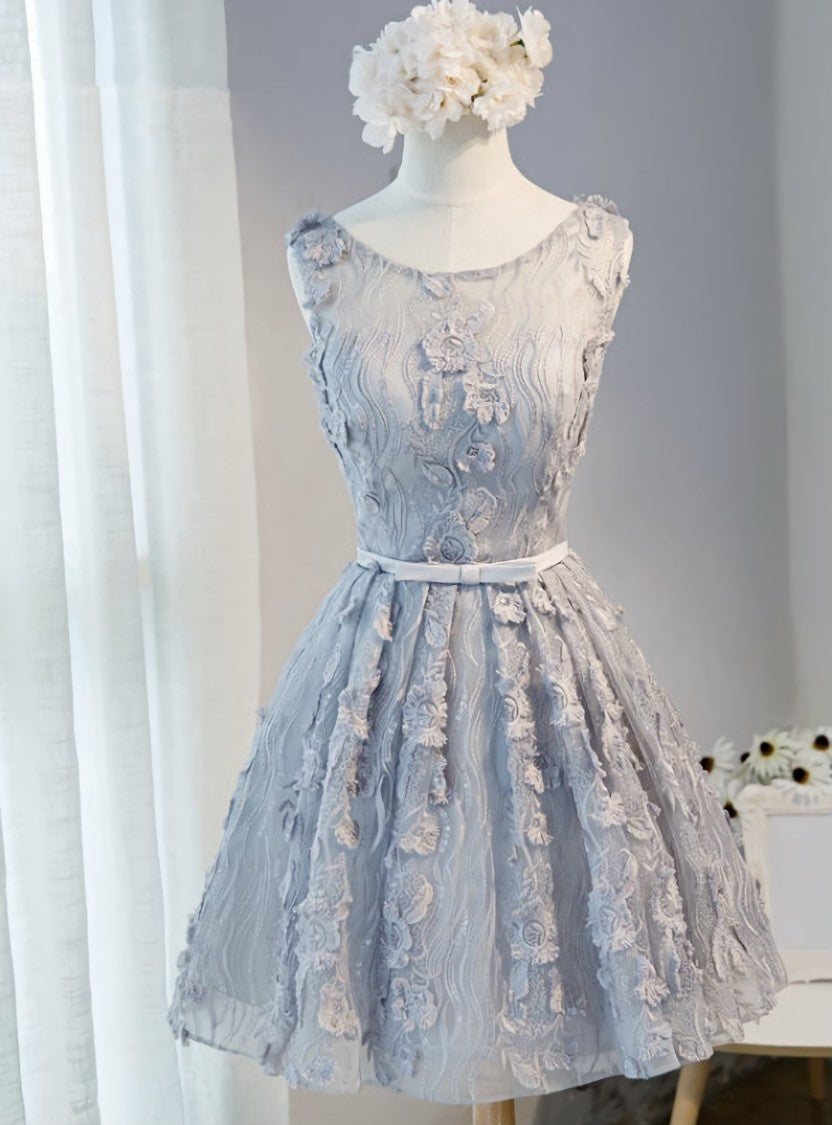 A-Line Scoop Sleeveless Short Silver Lace Homecoming Dress with Appliques