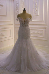 AmazingWhite 3D Lace applique Off the Shoulder Mermaid Bridal Gowns