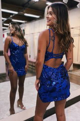 Deep V neck Sequins Appliques Short Homecoming Dress