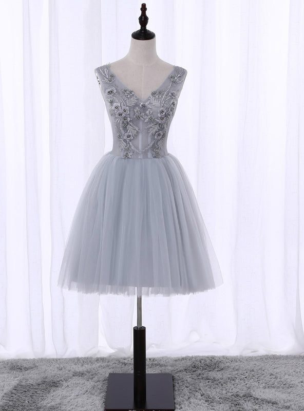 Gray V-neck Knee Length Appliques Homecoming Dress