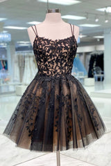 Black Spaghetti Straps Appliques Tulle Short Homecoming Dresses