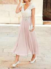 A-Line/Princess V-neck Tea-Length Chiffon Mother of the Bride Dresses With Lace Applique