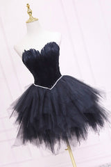 Black Tulle Short Prom Dress with Feather, A-Line Sweetheart Neckline Party Dress