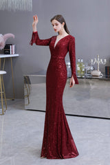 Long Sleeve V Neck Floor Length Crystal Beaded Sequins Mermaid Prom Dresses