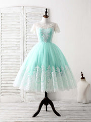 Green Round Neck Lace Applique Tulle Short Prom Dresses