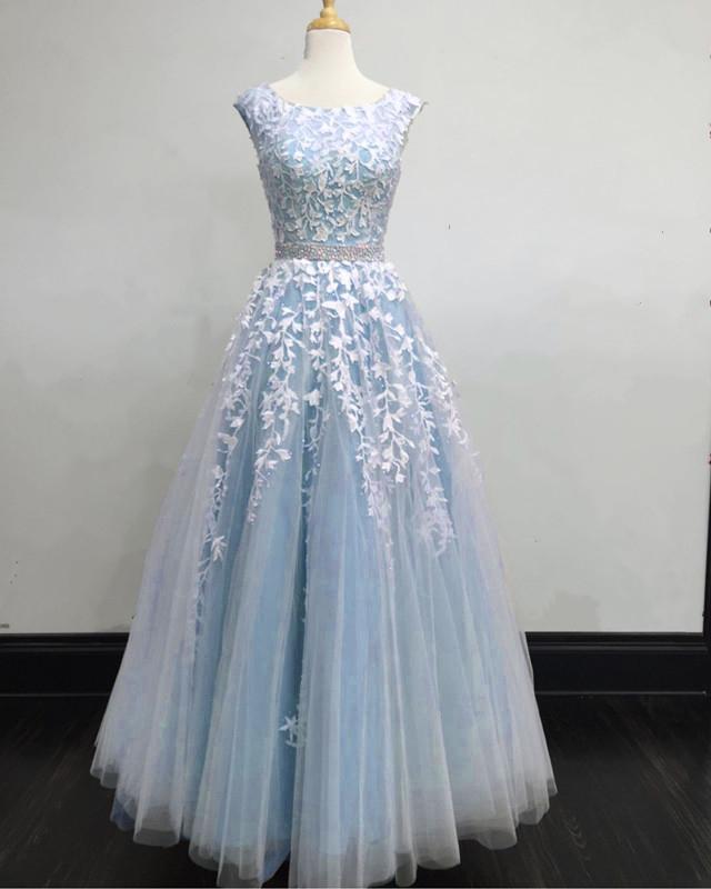 Modest Prom Dresses Tulle Cap Sleeves Lace Embroidery