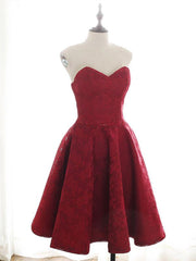 Sweetheart Neck Short Burgundy Lace Prom Dresses, Short Wine Red Lace Formal Evening Dresses