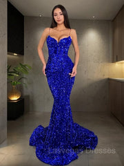 Trumpet/Mermaid Spaghetti Straps Sweep Train Velvet Sequins Evening Dresses